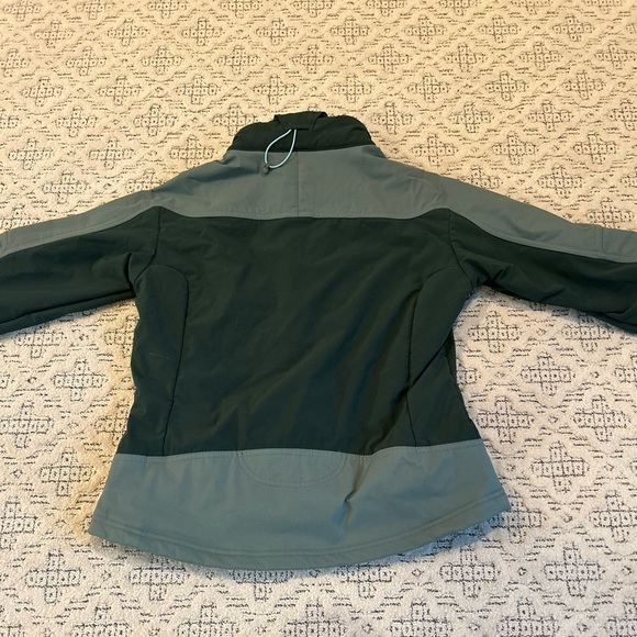 Patagonia mid weight jacket - Picture 3 of 6
